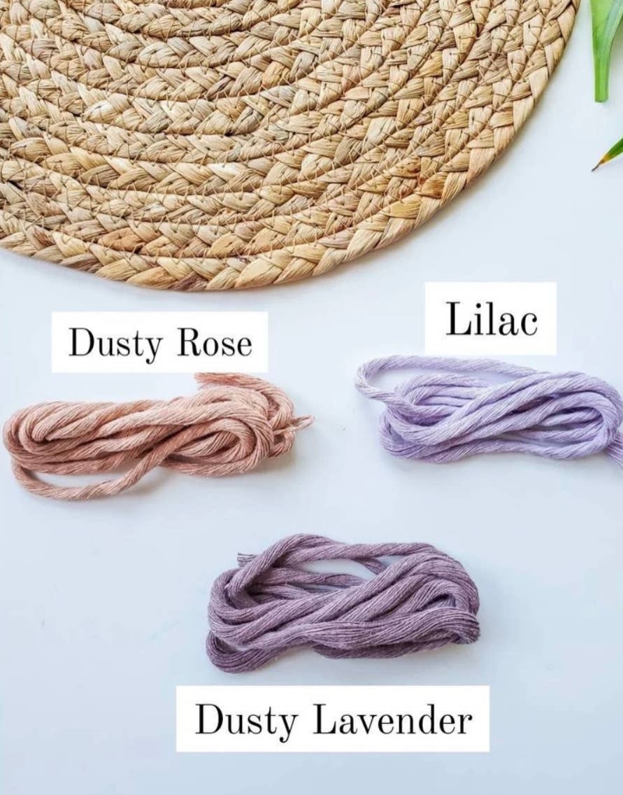 Lilly Bird Crochet - Boho knotty macrame bookmark