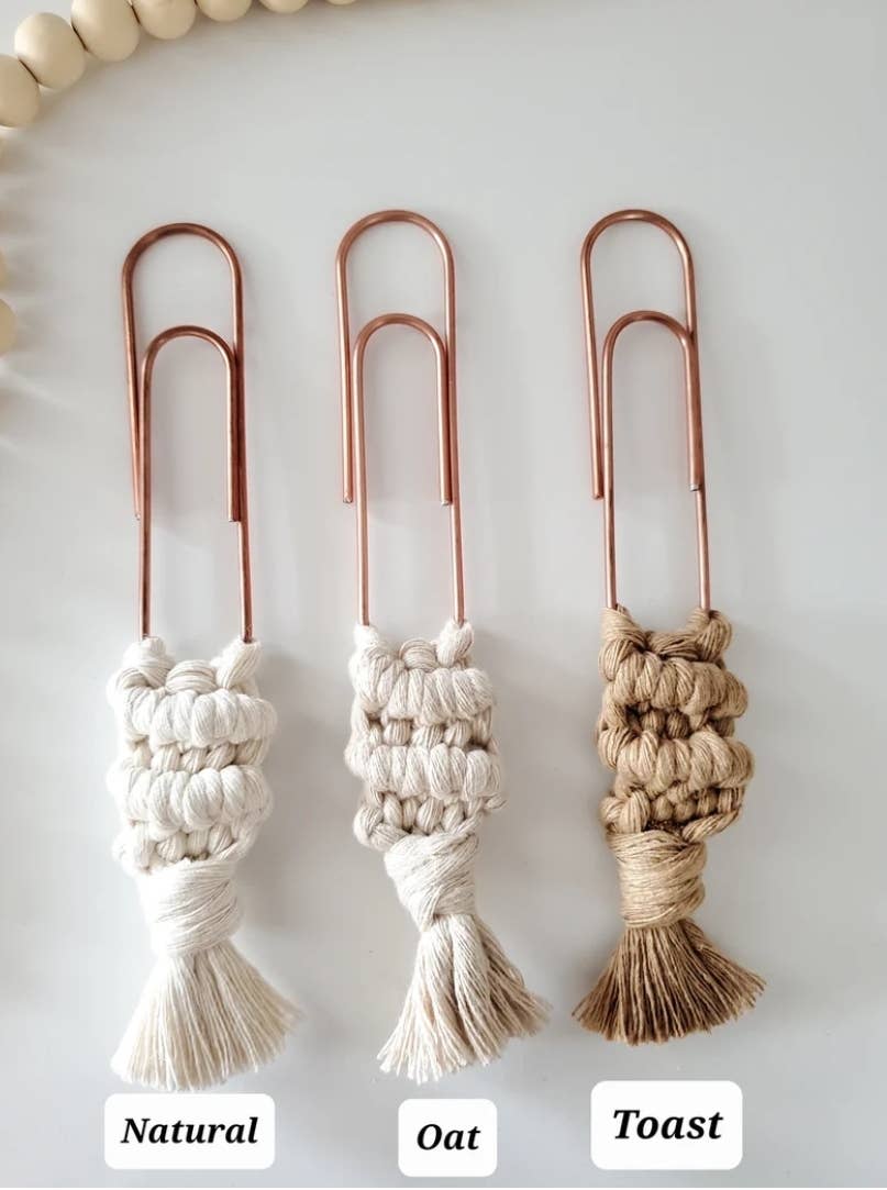 Lilly Bird Crochet - Boho knotty macrame bookmark