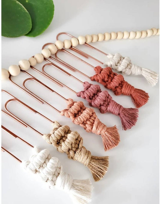 Lilly Bird Crochet - Boho knotty macrame bookmark